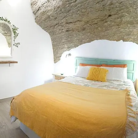 Casa Cueva La Luna * Setenil De Las Bodegas
