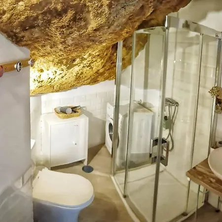 Casa Cueva La Luna